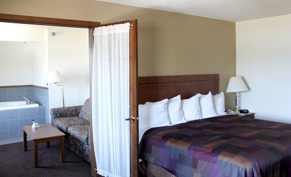Americinn By Wyndham Lake City Buitenkant foto