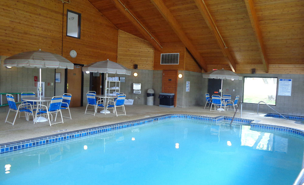 Americinn By Wyndham Lake City Buitenkant foto